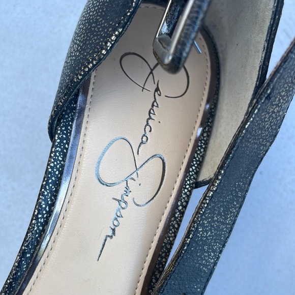 Jessica Simpson’s heels size 8 - Picture 2 of 8